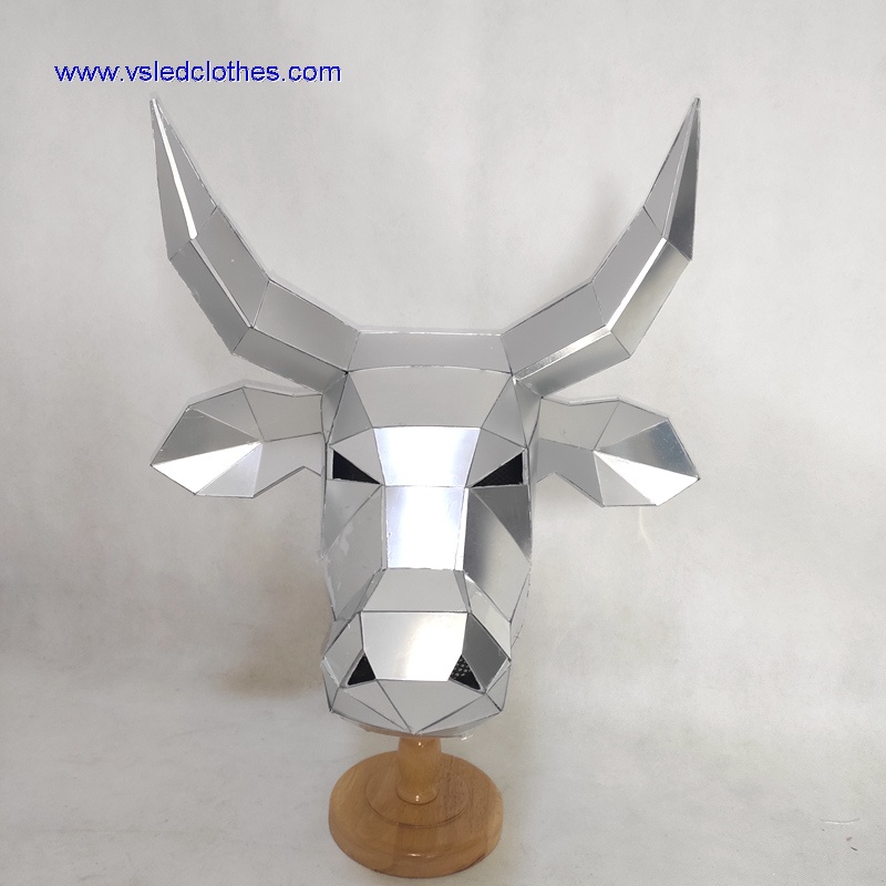 Mirror cow helmet