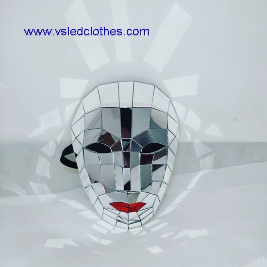 Mirror girl Mask with red Lips
