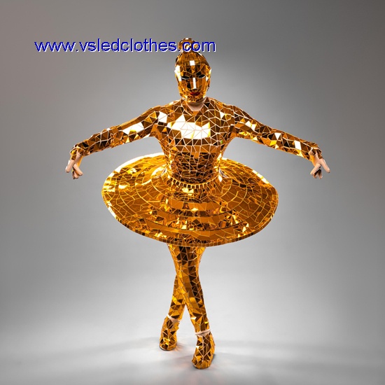 Mirror ballerina