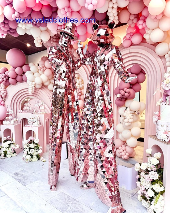 Stilts walker Rose golden mirror man