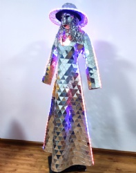 LED镜面长裙， LED镜面女孩